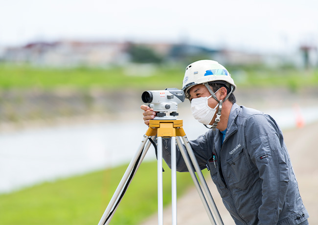 建設現場での土木作業